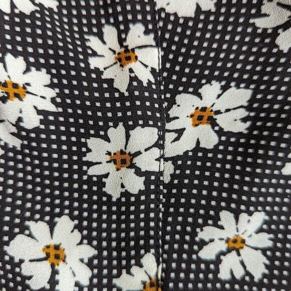 Y2K Cute Xhilaration Floral Polka Dot Ruched Button Adjustable Down Crop Top - Picture 4 of 4